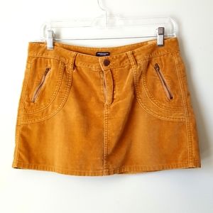 American Eagle O mini velour skirt